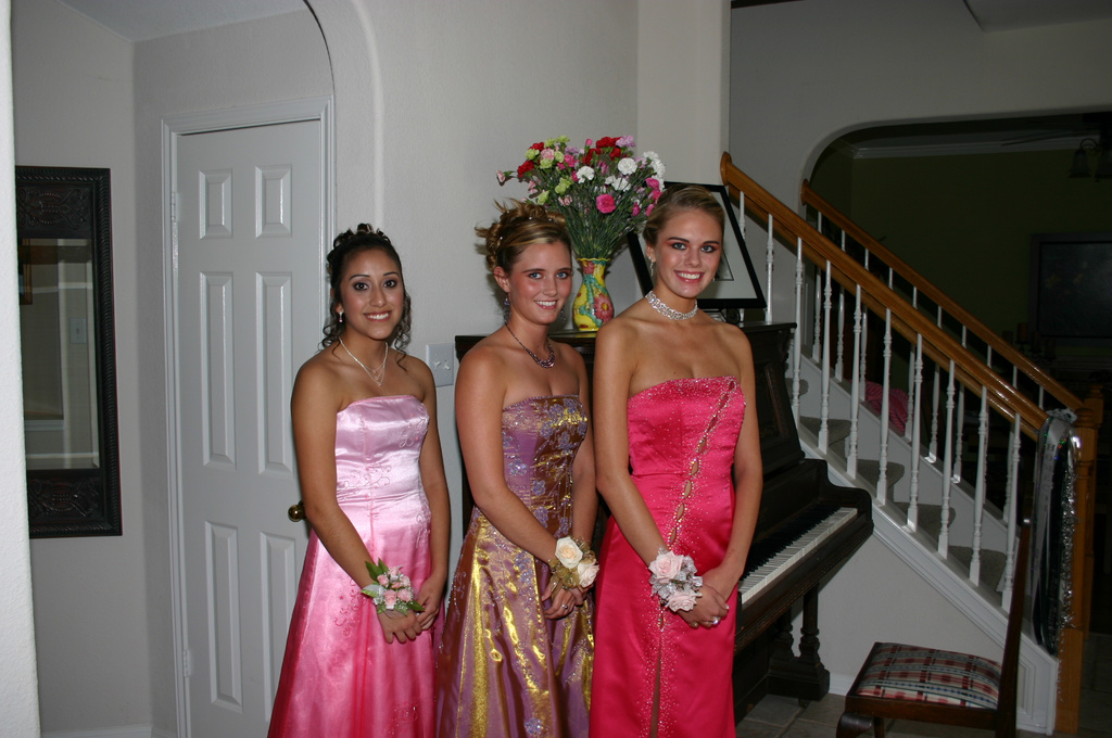 alex/prom04////////img_7841.jpg