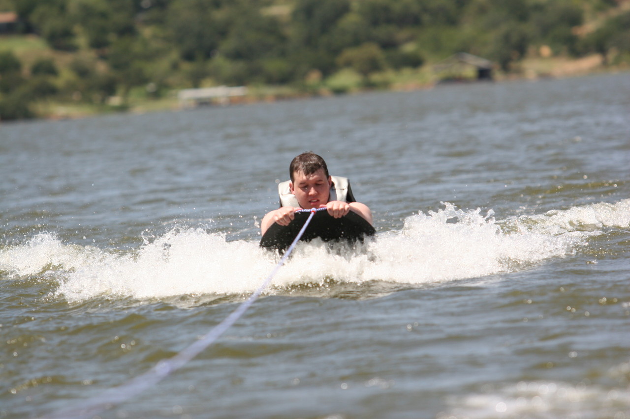 pictures/LakeHouse/alex1/lakefun3_0060.jpg