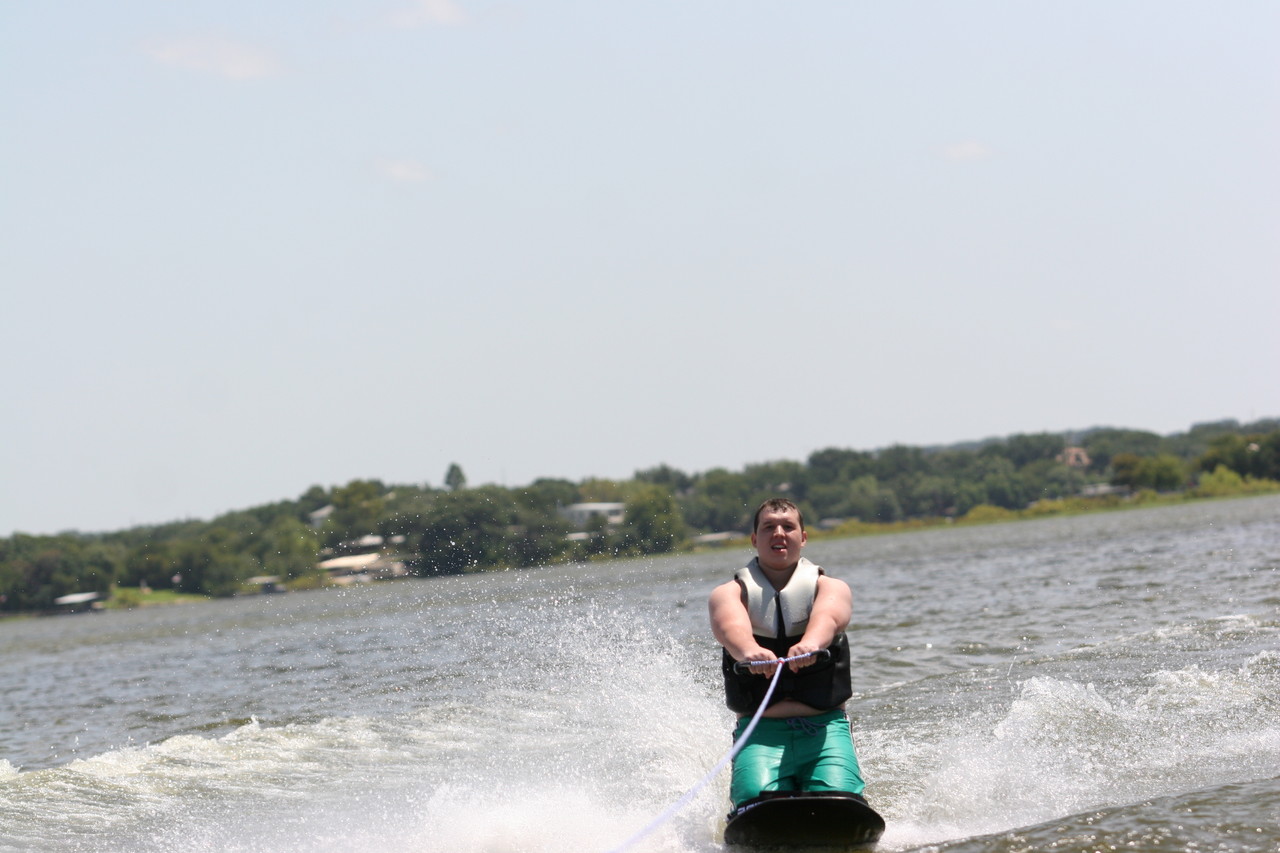 pictures/LakeHouse/alex1/lakefun3_0067.jpg