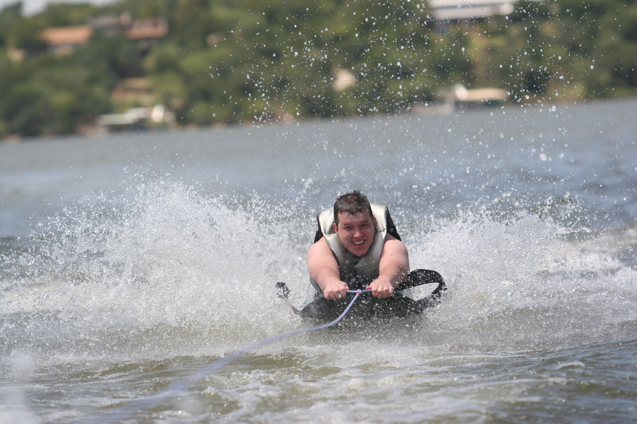 pictures/LakeHouse/alex1/lakefun3_0075.jpg