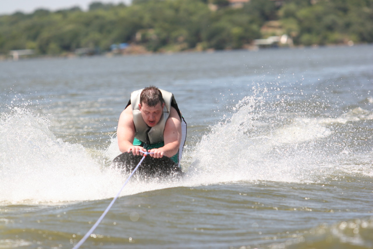 pictures/LakeHouse/alex1/lakefun3_0083.jpg