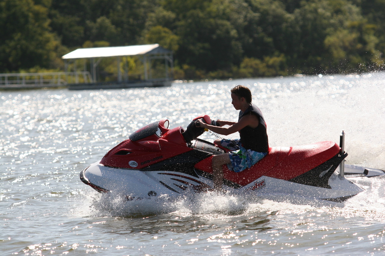 pictures/LakeHouse/alex1/lakefun3_0148.jpg