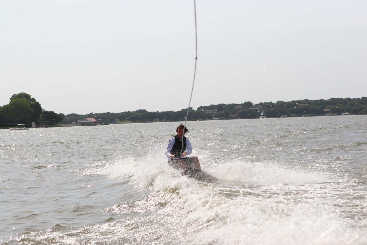 pictures/LakeHouse/wake/wakeboard1_0147.jpg